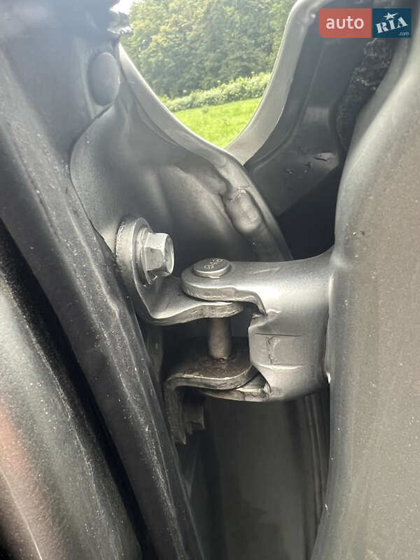 Седан Toyota Avensis 2008 в Трускавце