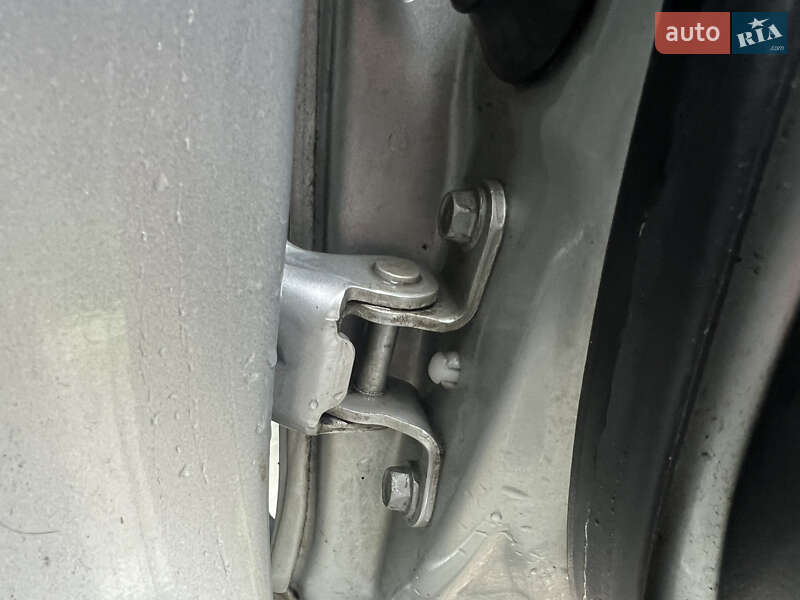 Седан Toyota Avensis 2008 в Трускавце