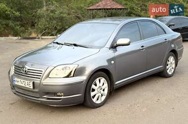 Седан Toyota Avensis 2004 в Березовке