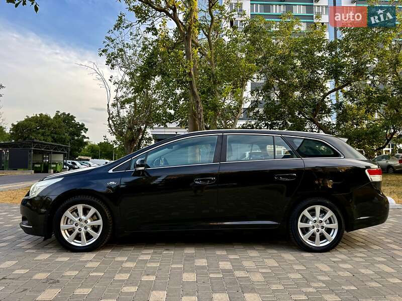 Универсал Toyota Avensis 2009 в Одессе