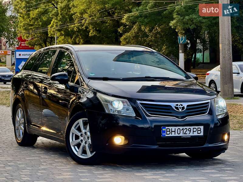 Универсал Toyota Avensis 2009 в Одессе
