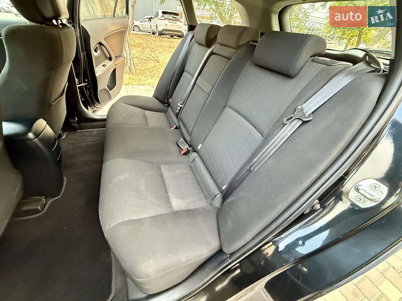 Универсал Toyota Avensis 2009 в Одессе