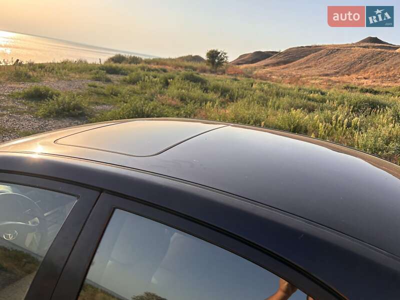 Седан Toyota Avensis 2003 в Овидиополе фото 41 Седан Toyota Avensis 2003 в Овидиополе
