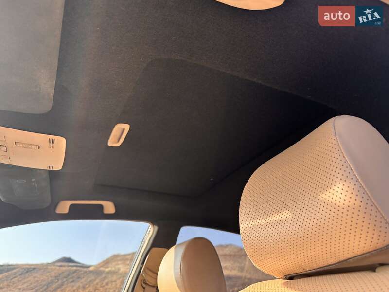 Седан Toyota Avensis 2003 в Овидиополе фото 46 Седан Toyota Avensis 2003 в Овидиополе