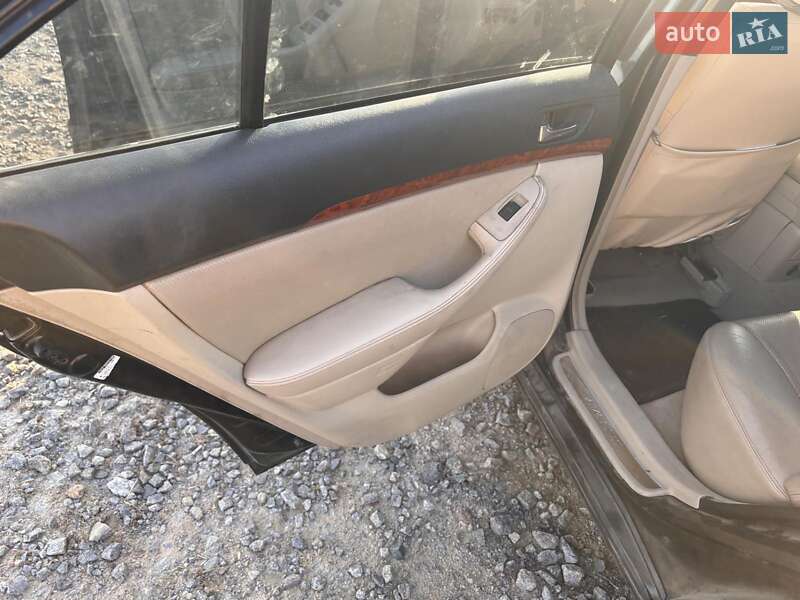 Седан Toyota Avensis 2003 в Овидиополе фото 63 Седан Toyota Avensis 2003 в Овидиополе