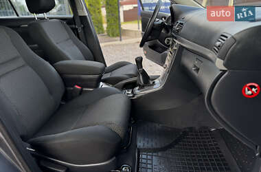 Універсал Toyota Avensis 2006 в 