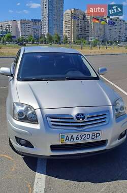 Седан Toyota Avensis 2006 в Києві