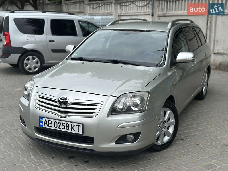 Универсал Toyota Avensis 2006 в Виннице