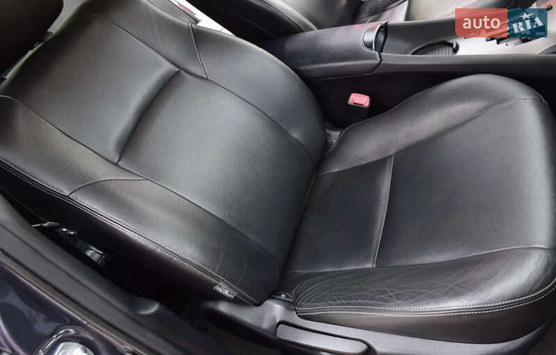 Седан Toyota Avensis 2011 в Николаеве фото 10 Седан Toyota Avensis 2011 в Николаеве