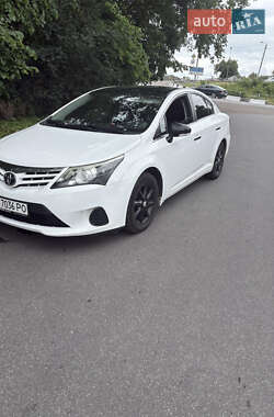 Седан Toyota Avensis 2012 в Стрые