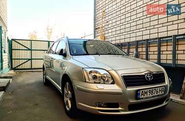 Седан Toyota Avensis 2004 в Вінниці