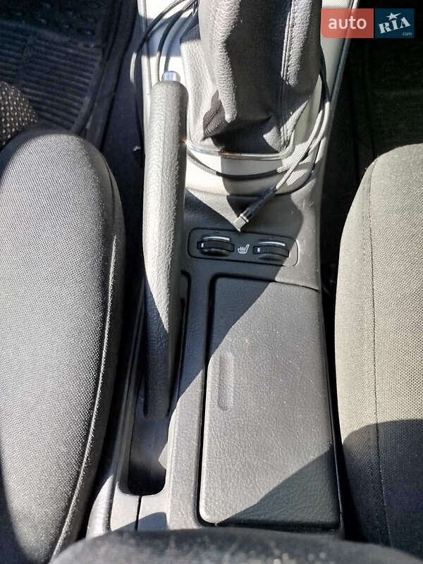 Універсал Toyota Avensis 2007 в Кореці