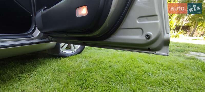 Универсал Toyota Avensis 2007 в Львове фото 14 Универсал Toyota Avensis 2007 в Львове