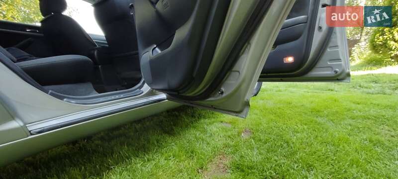 Универсал Toyota Avensis 2007 в Львове фото 19 Универсал Toyota Avensis 2007 в Львове