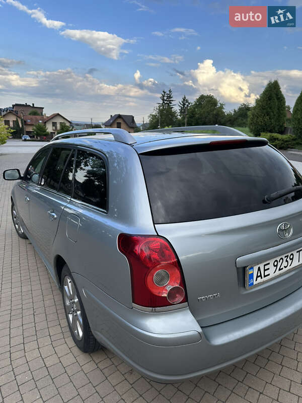Универсал Toyota Avensis 2007 в Киеве