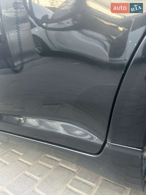 Седан Toyota Avensis 2012 в Первомайске