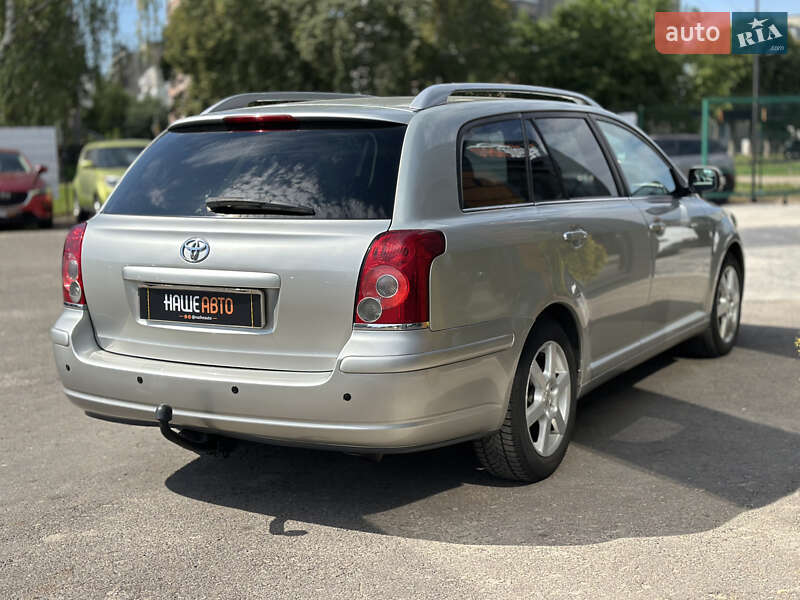 Универсал Toyota Avensis 2008 в Шептицькому