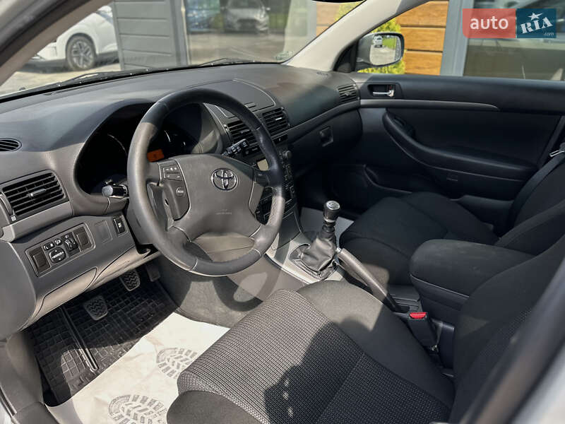 Универсал Toyota Avensis 2008 в Шептицькому