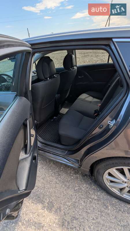 Универсал Toyota Avensis 2009 в Стрые