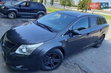 Універсал Toyota Avensis 2010 в Києві