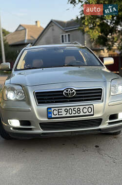 Універсал Toyota Avensis 2004 в Чернівцях
