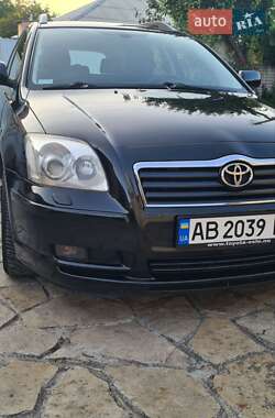 Универсал Toyota Avensis 2006 в Могилев-Подольске