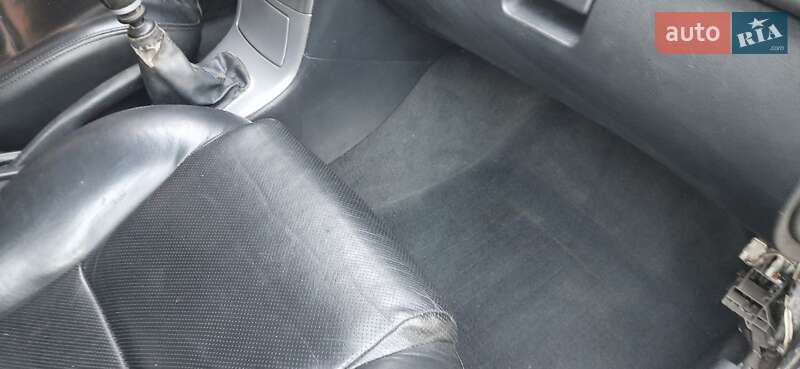 Універсал Toyota Avensis 2007 в Чернігові