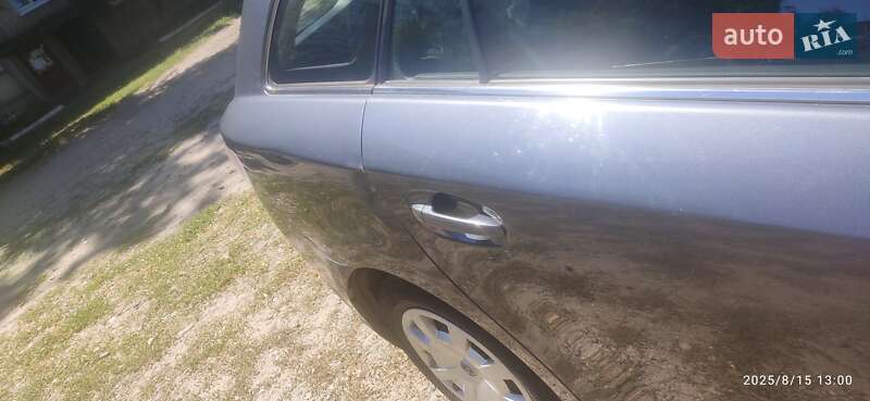 Универсал Toyota Avensis 2008 в Каменке