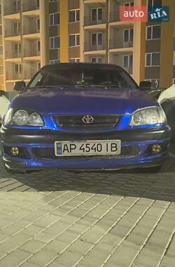 Седан Toyota Avensis 1999 в Одессе