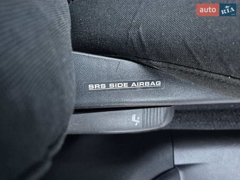 Универсал Toyota Avensis 2003 в Одессе