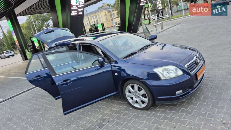 Универсал Toyota Avensis 2003 в Одессе