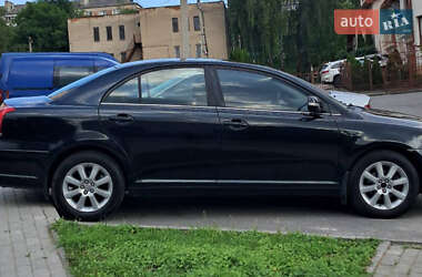 Седан Toyota Avensis 2008 в Тернополі