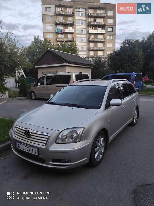 Универсал Toyota Avensis 2004 в Коломые