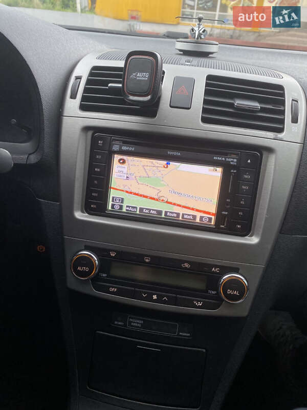 Универсал Toyota Avensis 2010 в Киеве фото 4 Универсал Toyota Avensis 2010 в Киеве