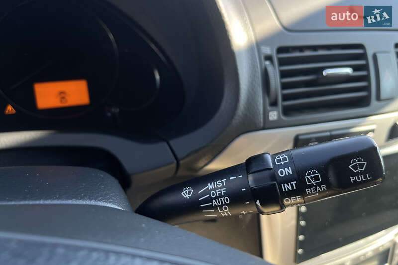 Універсал Toyota Avensis 2006 в Мукачевому