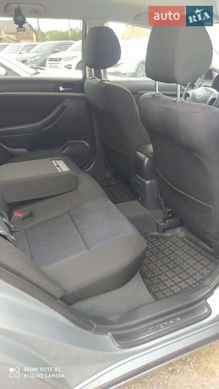 Універсал Toyota Avensis 2008 в Вінниці