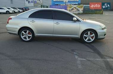 Лифтбек Toyota Avensis 2006 в Киеве