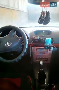 Седан Toyota Avensis 2003 в Ширяєвому