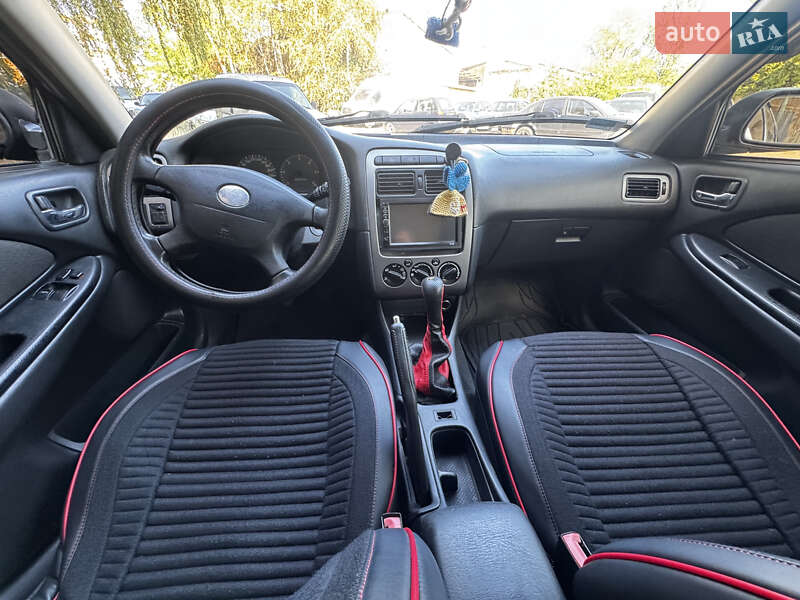 Универсал Toyota Avensis 2001 в Одессе фото 11 Универсал Toyota Avensis 2001 в Одессе