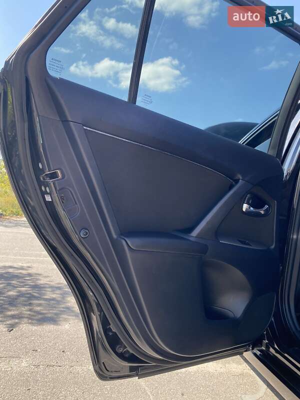 Универсал Toyota Avensis 2010 в Харькове