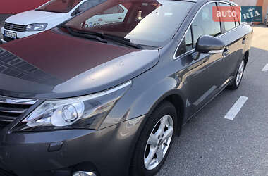 Универсал Toyota Avensis 2012 в Мироновке