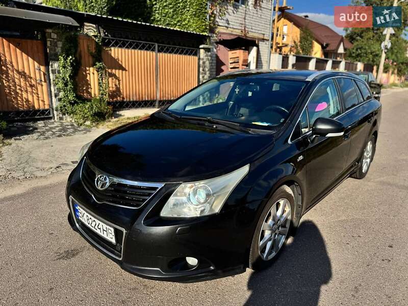 Универсал Toyota Avensis 2009 в Житомире