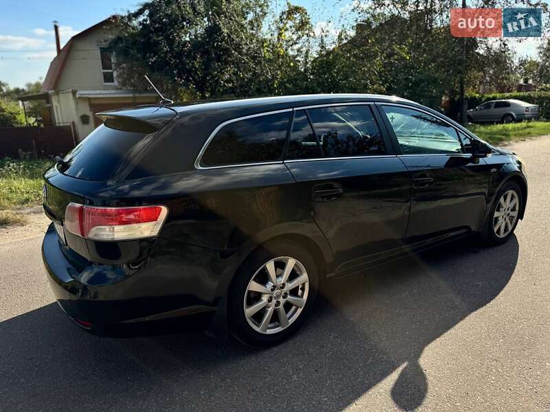 Универсал Toyota Avensis 2009 в Житомире