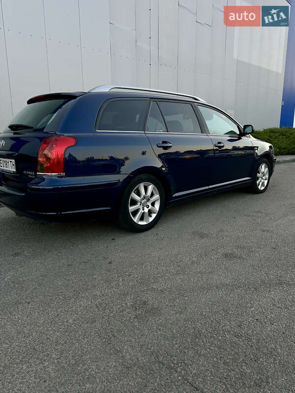 Универсал Toyota Avensis 2005 в Днепре