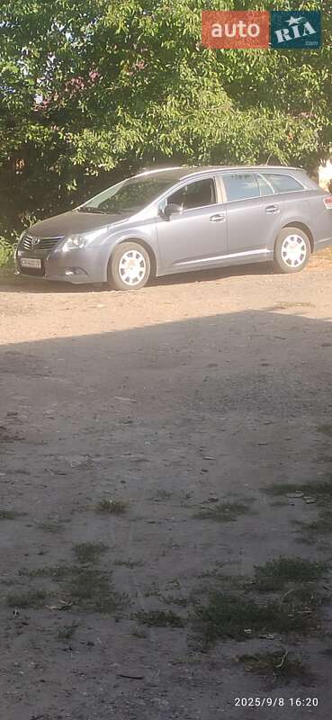 Универсал Toyota Avensis 2008 в Каменке