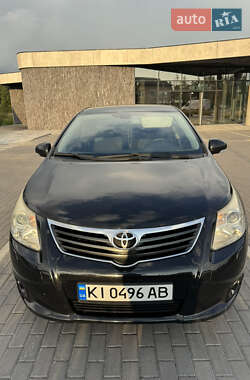 Седан Toyota Avensis 2012 в Ірпені
