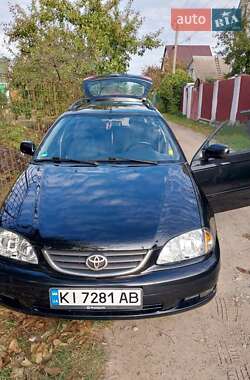 Універсал Toyota Avensis 2002 в Києві