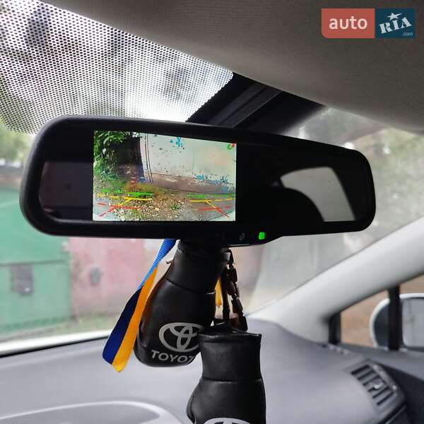 Седан Toyota Avensis 2011 в Виннице