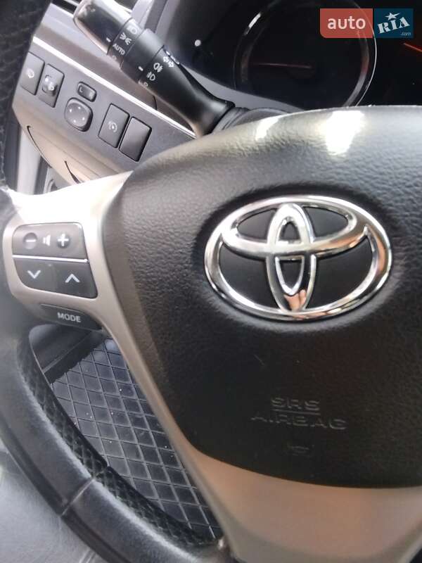 Седан Toyota Avensis 2008 в Чернигове фото 26 Седан Toyota Avensis 2008 в Чернигове