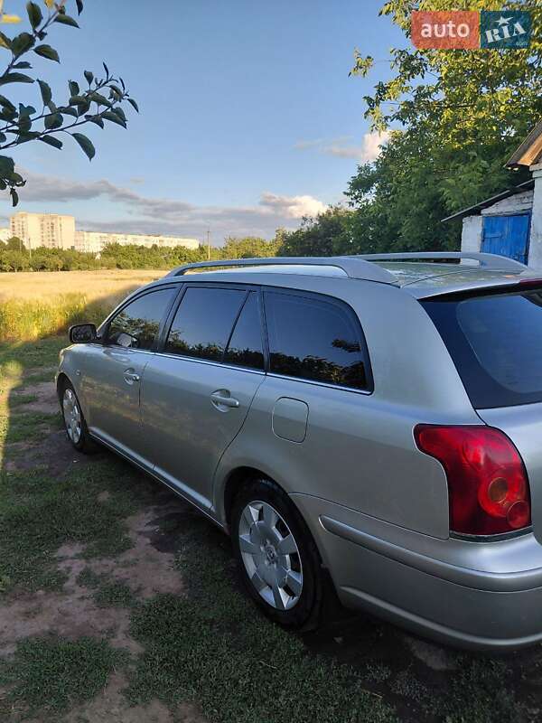 Универсал Toyota Avensis 2003 в Тетиеве